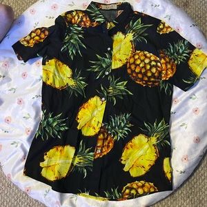 Women pineapple shirt large